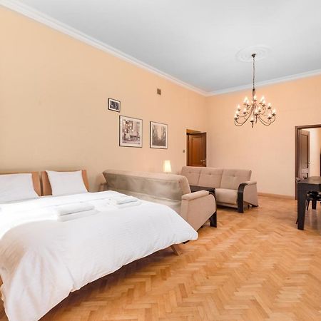 Appartamento Apartament Wilcza By Your Freedom Varsavia Esterno foto